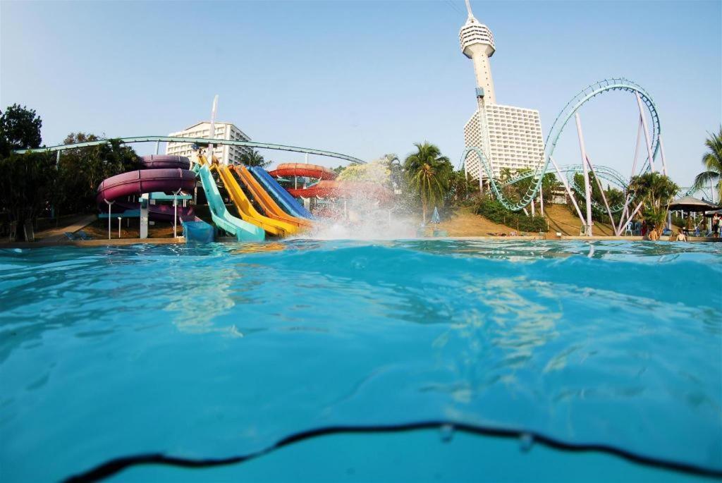 The Park Hotel Паттая Екстер'єр фото